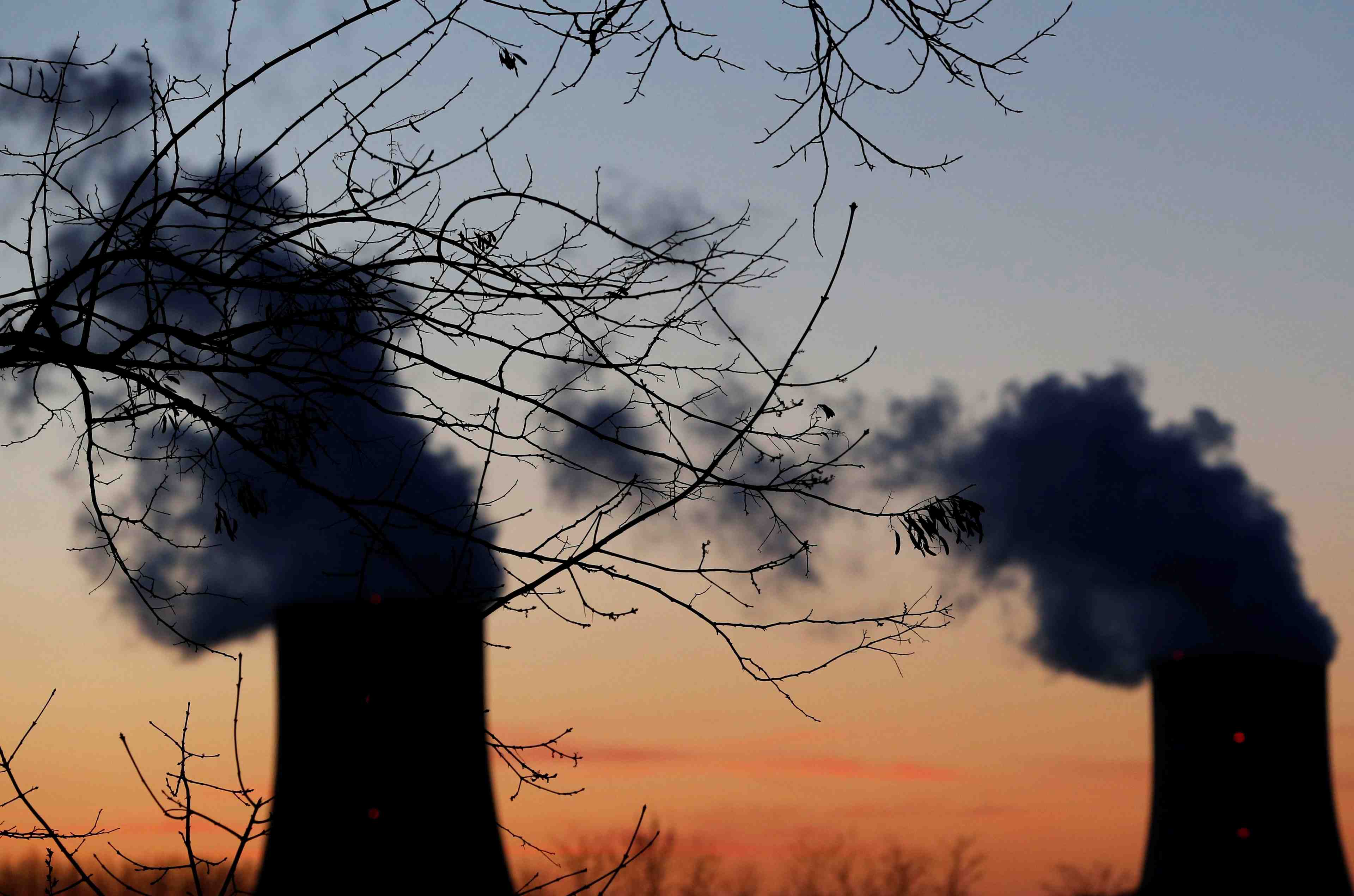 Ufc-que choisir fustige l'exploitation du parc nucleaire francais