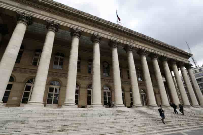 Les bourses europeennes ferment en baisse