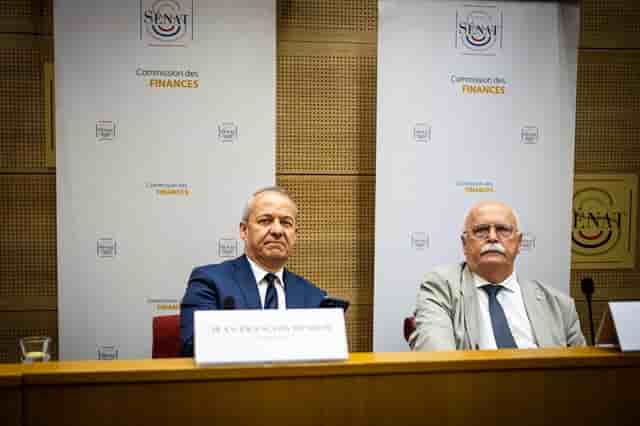 Le sénateur (LR) Jean-François Husson et le président de la Commission des finances du Sénat Claude Raynal (PS).
