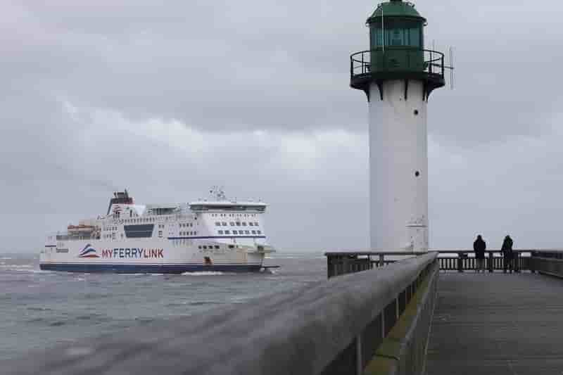 Reprise du trafic sous la manche et a calais