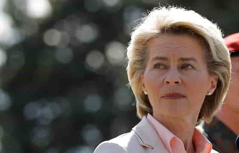 La ministre allemande de la defense s'excuse d'avoir critique l'armee