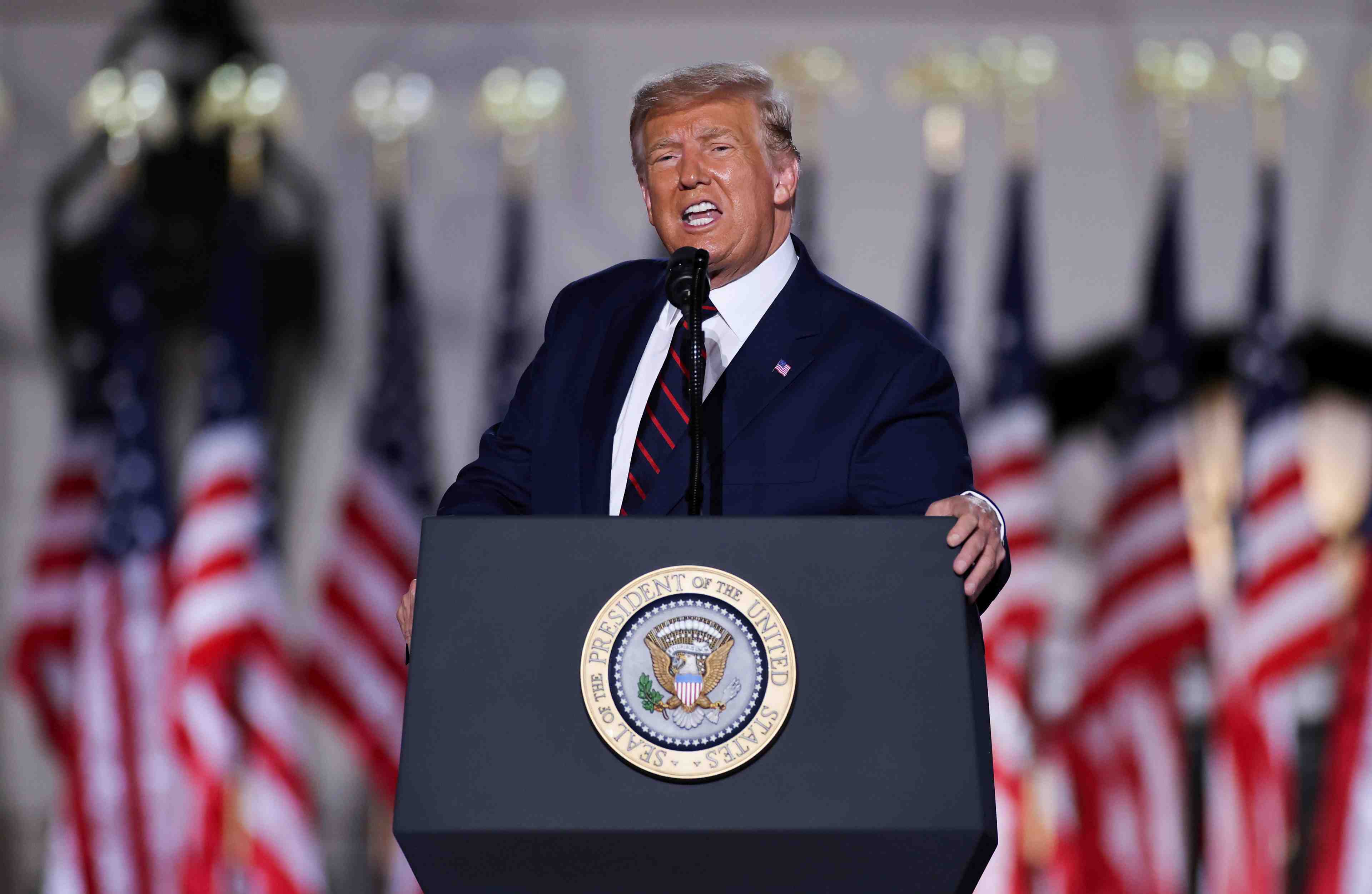 Trump promet de taxer les entreprises quittant les usa pour l'etranger