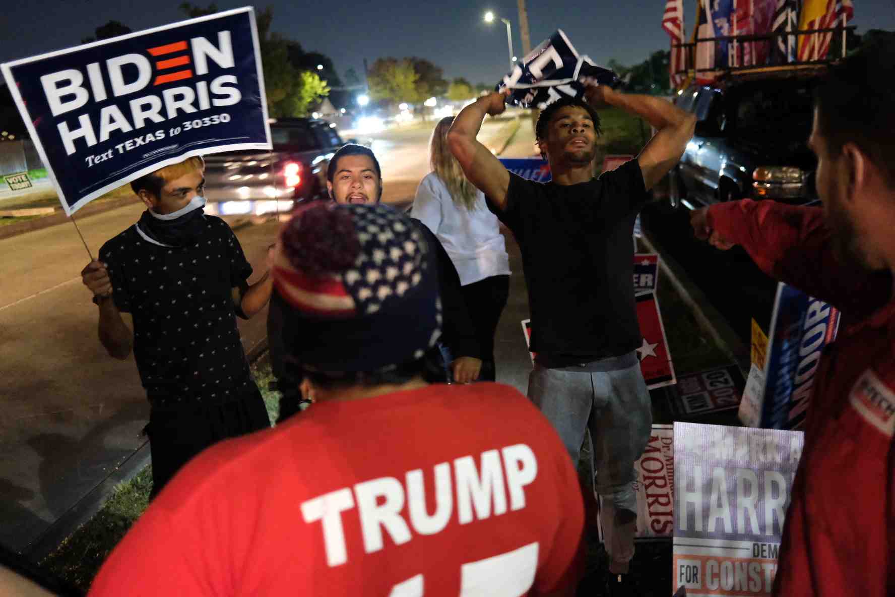 Biden credite de 80 grands electeurs, contre 51 pour trump