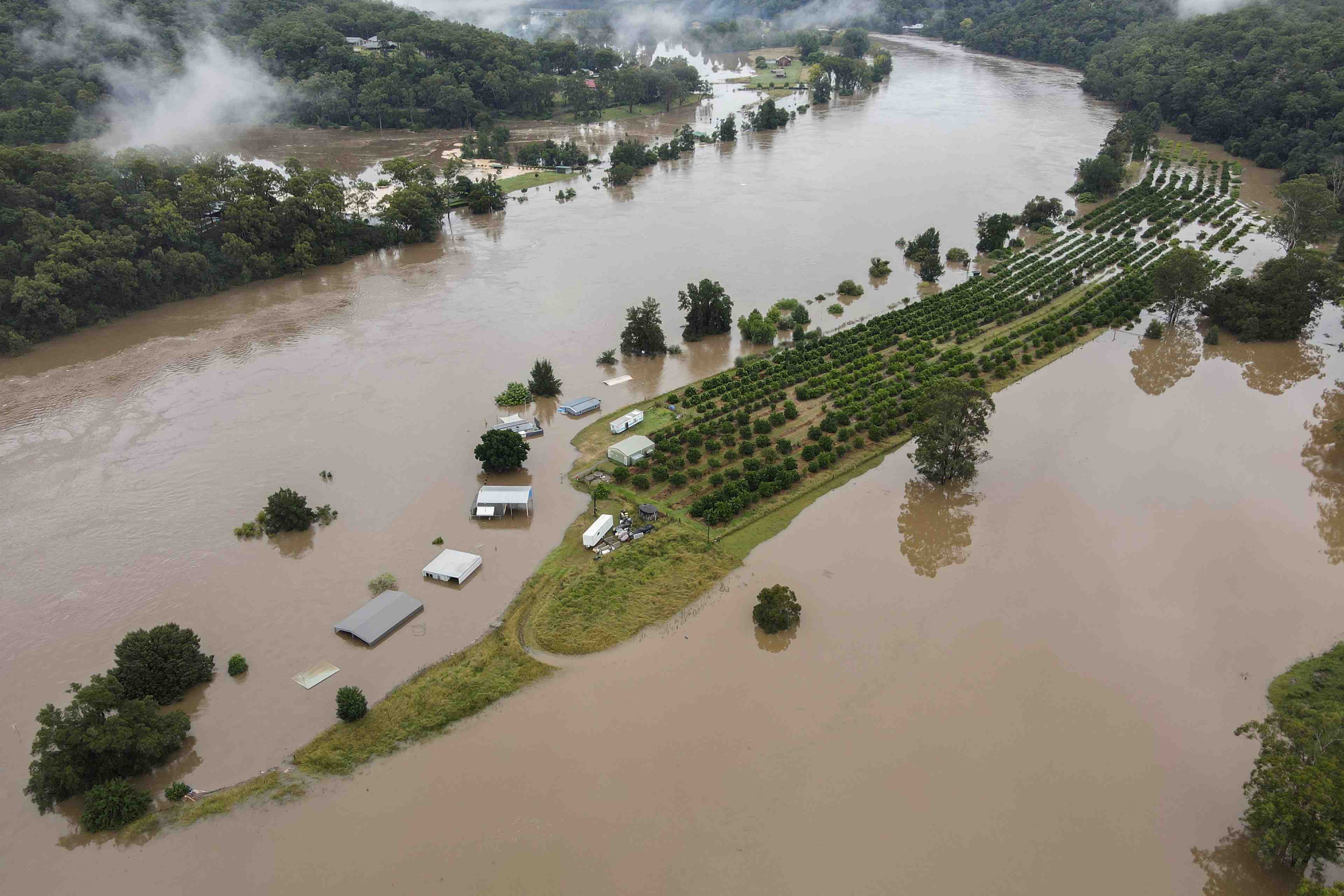 Des milliers d'evacuations en australie, touchee par des pluies diluviennes