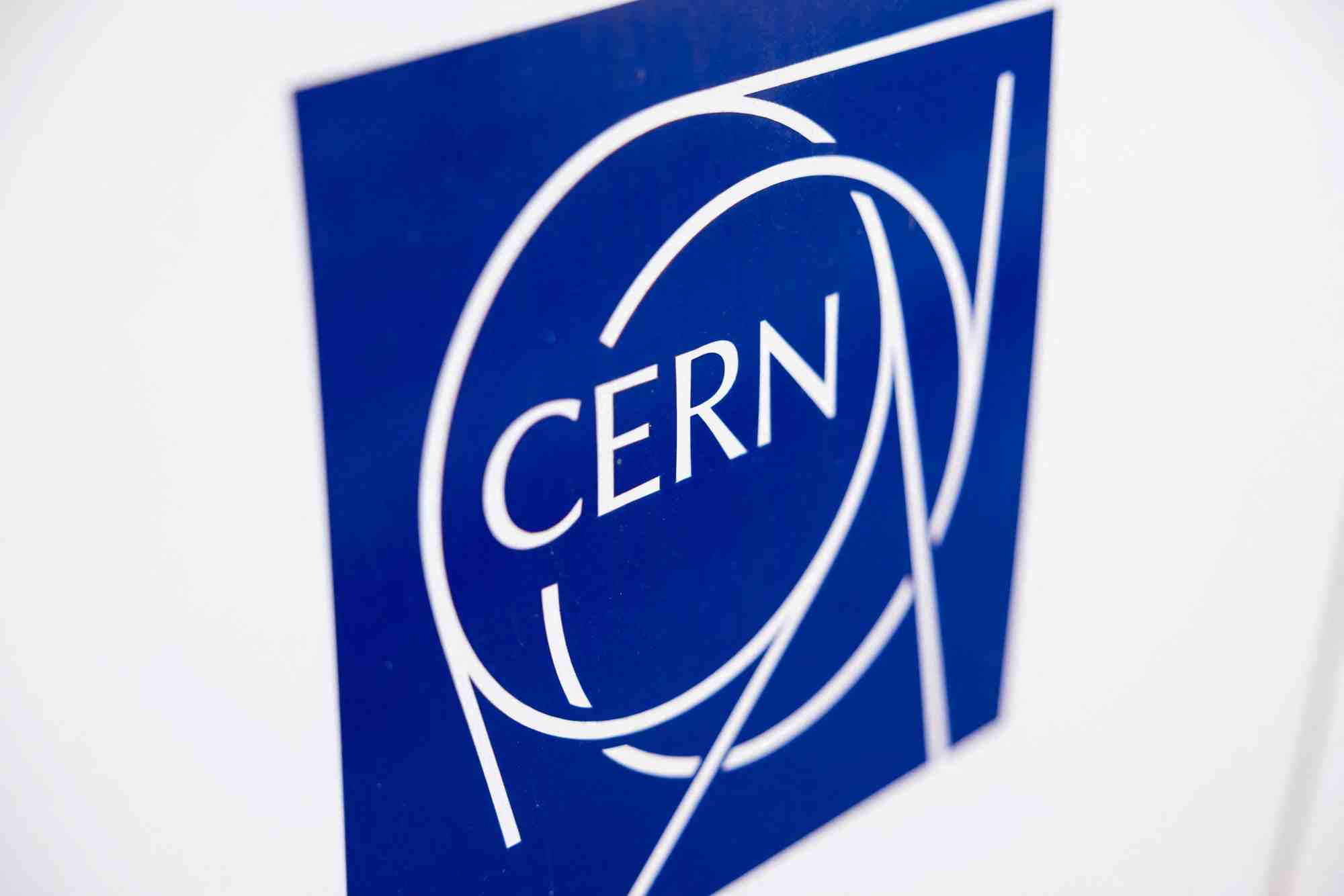 Les chercheurs du cern prets a relancer la traque de la matiere noire avec le redemarrage du lhc