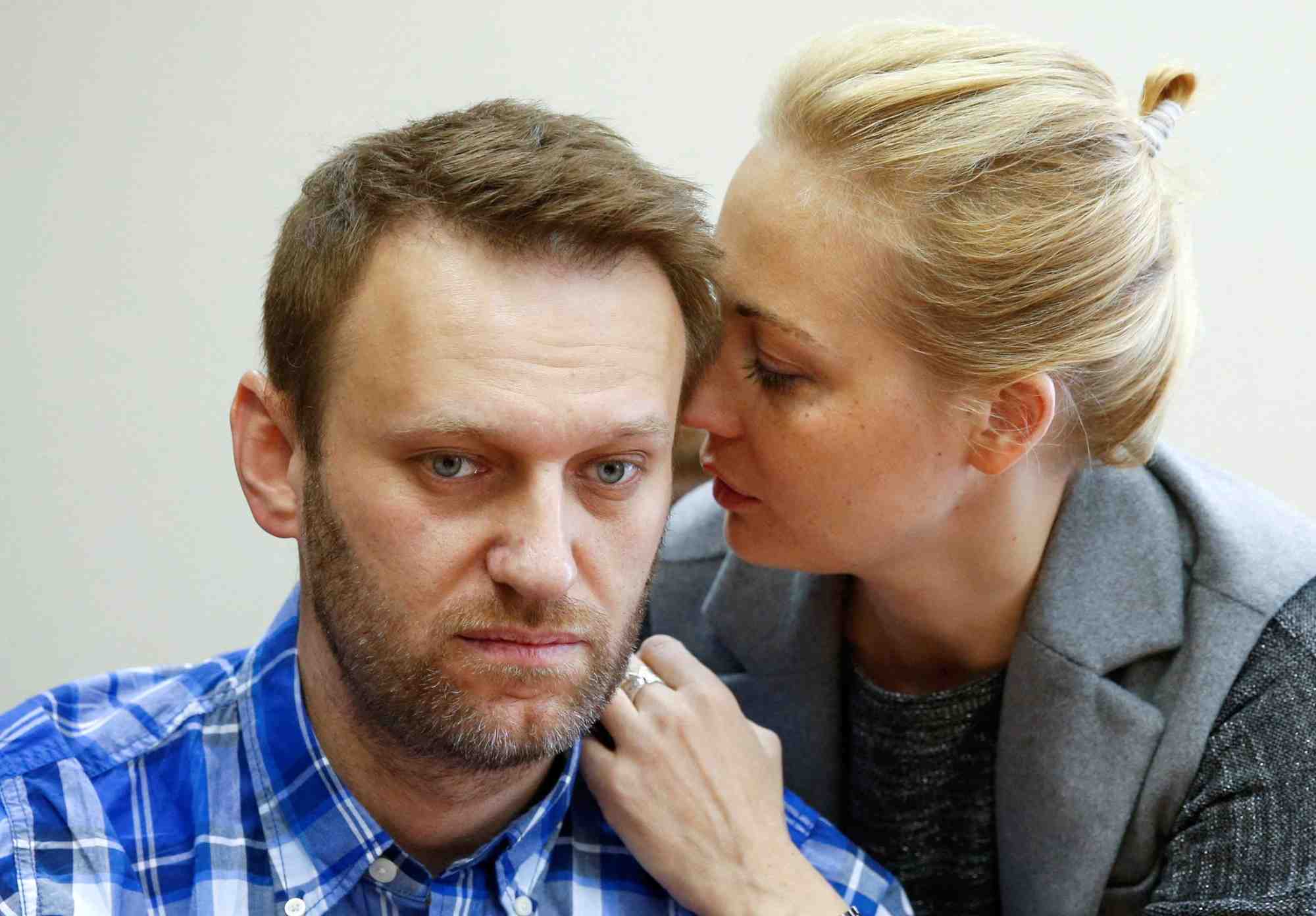 L'opposant politique russe Alexeï Navalny avec sa femme Yulia Navalnaya.