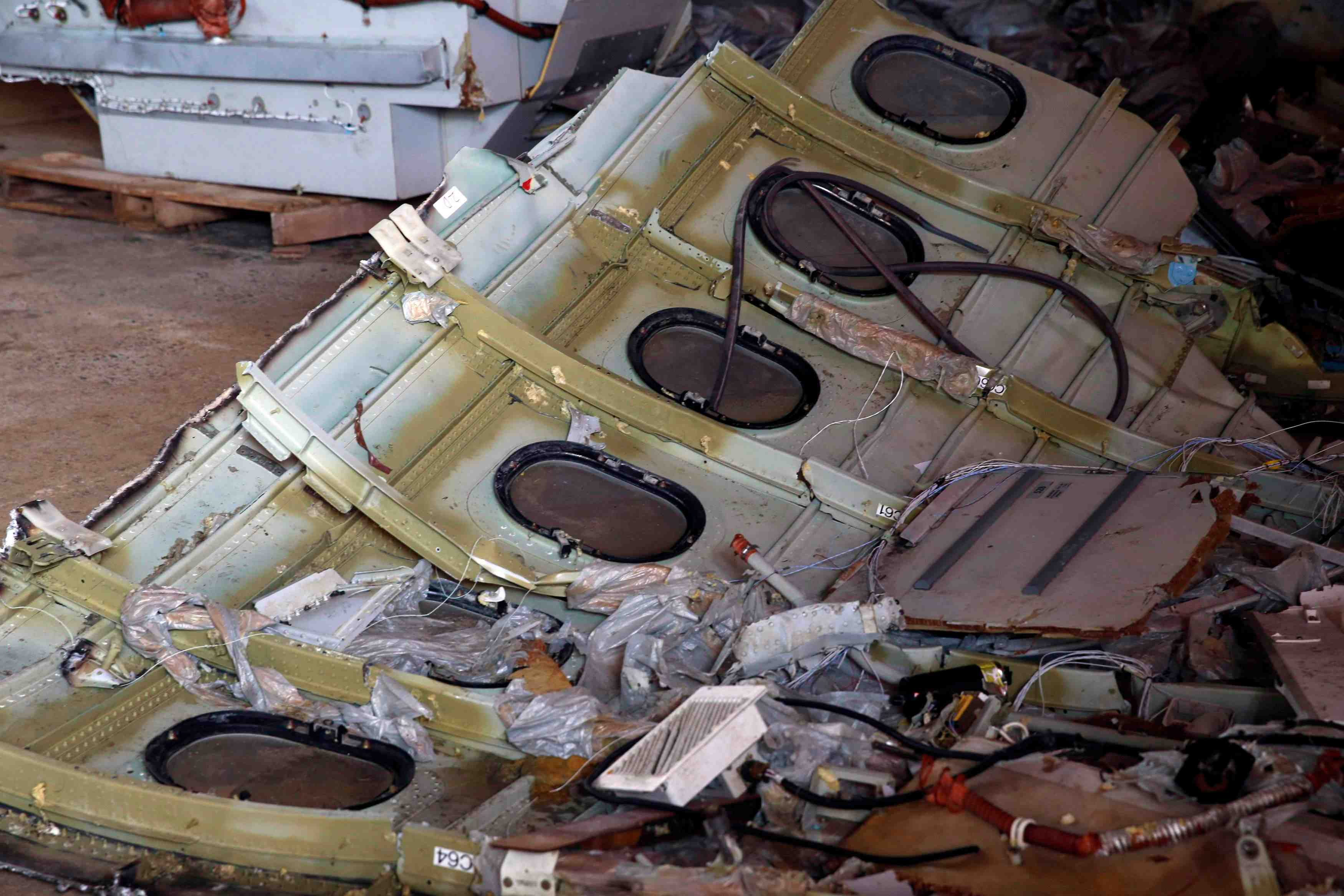 Fin des recherches sur l'epave de l'avion d'airasia