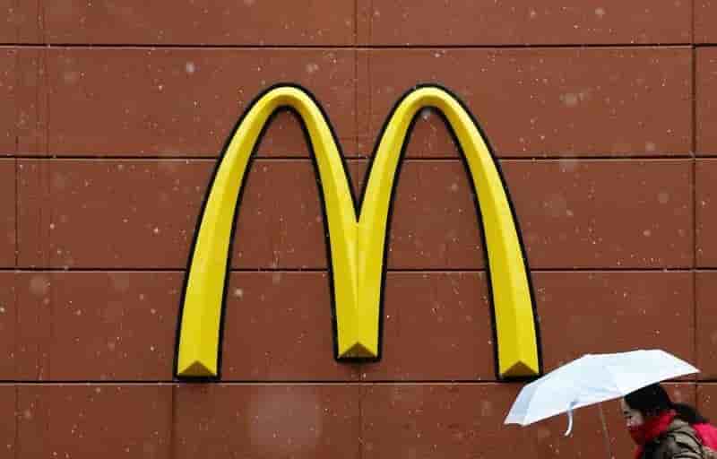 Le plan de restructuration de mcdonald's decoit le marche