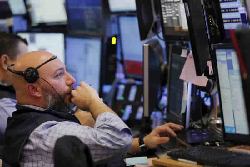 Wall street cloture pratiquement inchangee