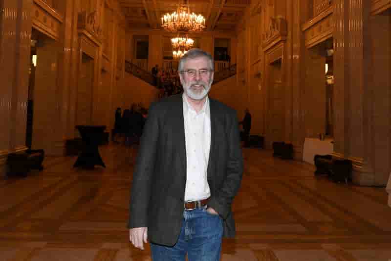 Belfast: un engin explosif lance sur le domicile de gerry adams