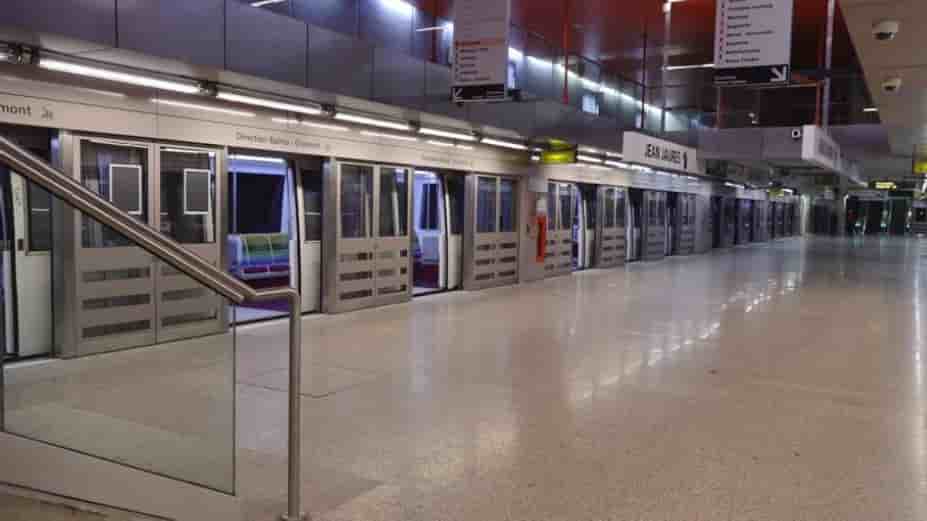 La longueur des rames de métro à Toulouse a été doublée, elle est dorénavant de 52 mètres.