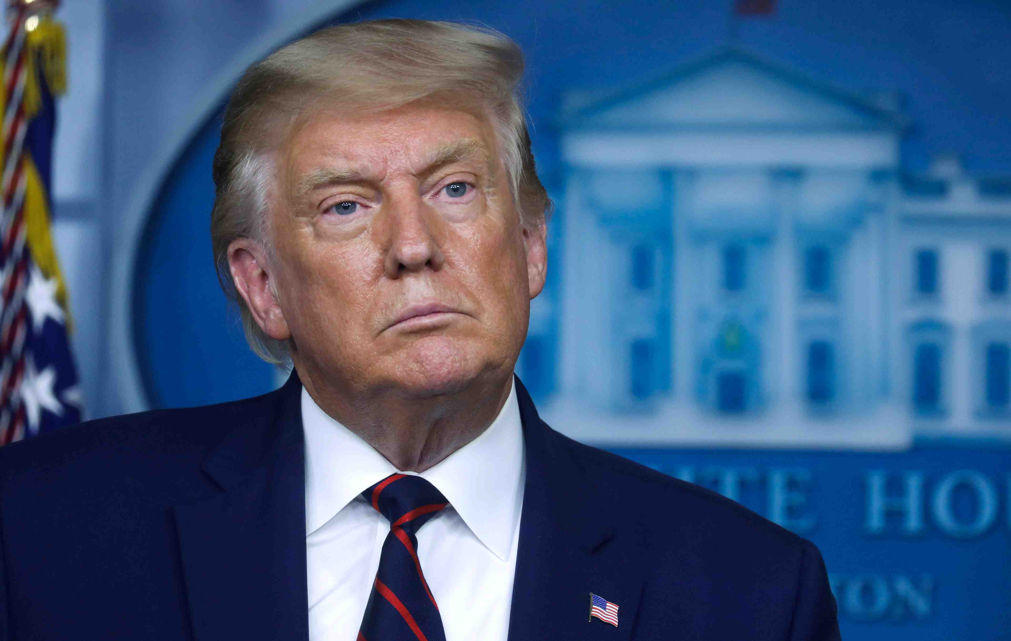 Usa 2020: donald trump rattrape par son attitude envers l'armee