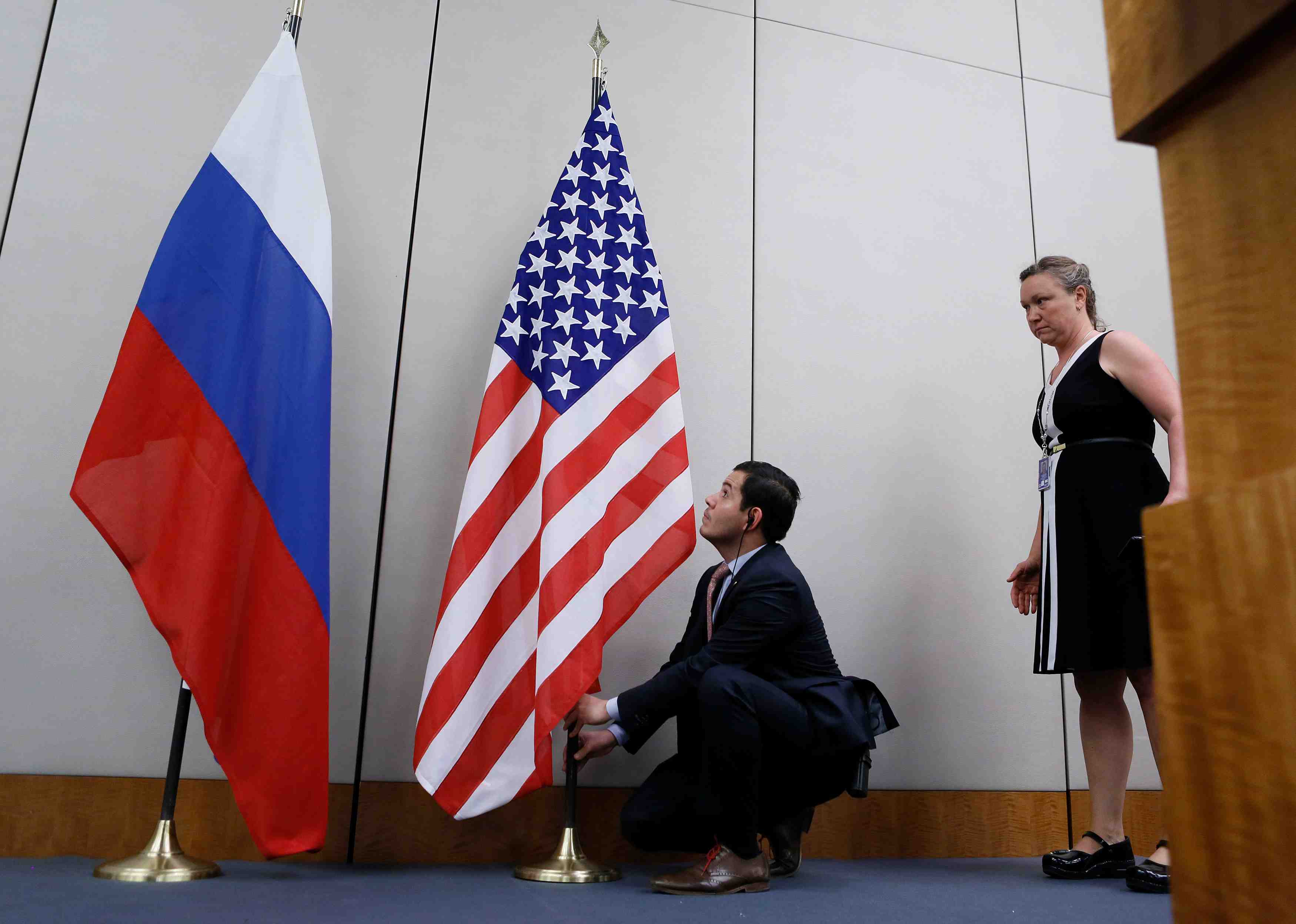 Les usa prolongent de cinq ans le traite start sur les armes nucleaires