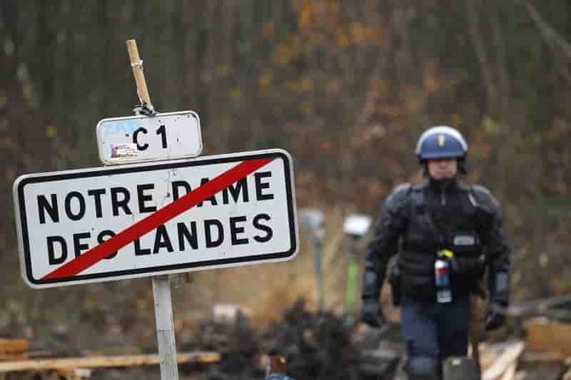 Hollande veut construire notre-dame des landes apres les recours