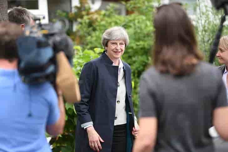 May: les negociations sur le brexit debuteront le 19/06
