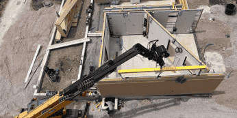 Les villas du programme immobilier Miles Davis, 17 villas à ossature bois, sont conçues en usine avant d'être installées sur le chantier, à Clapiers.