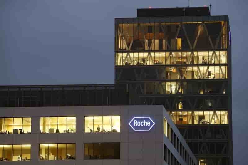 Roche fait mieux que prevu sur neuf mois