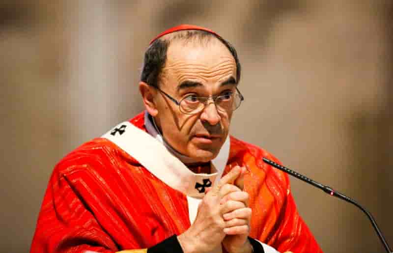 Le cardinal philippe barbarin reconnait des erreurs dans la gestion des pretres