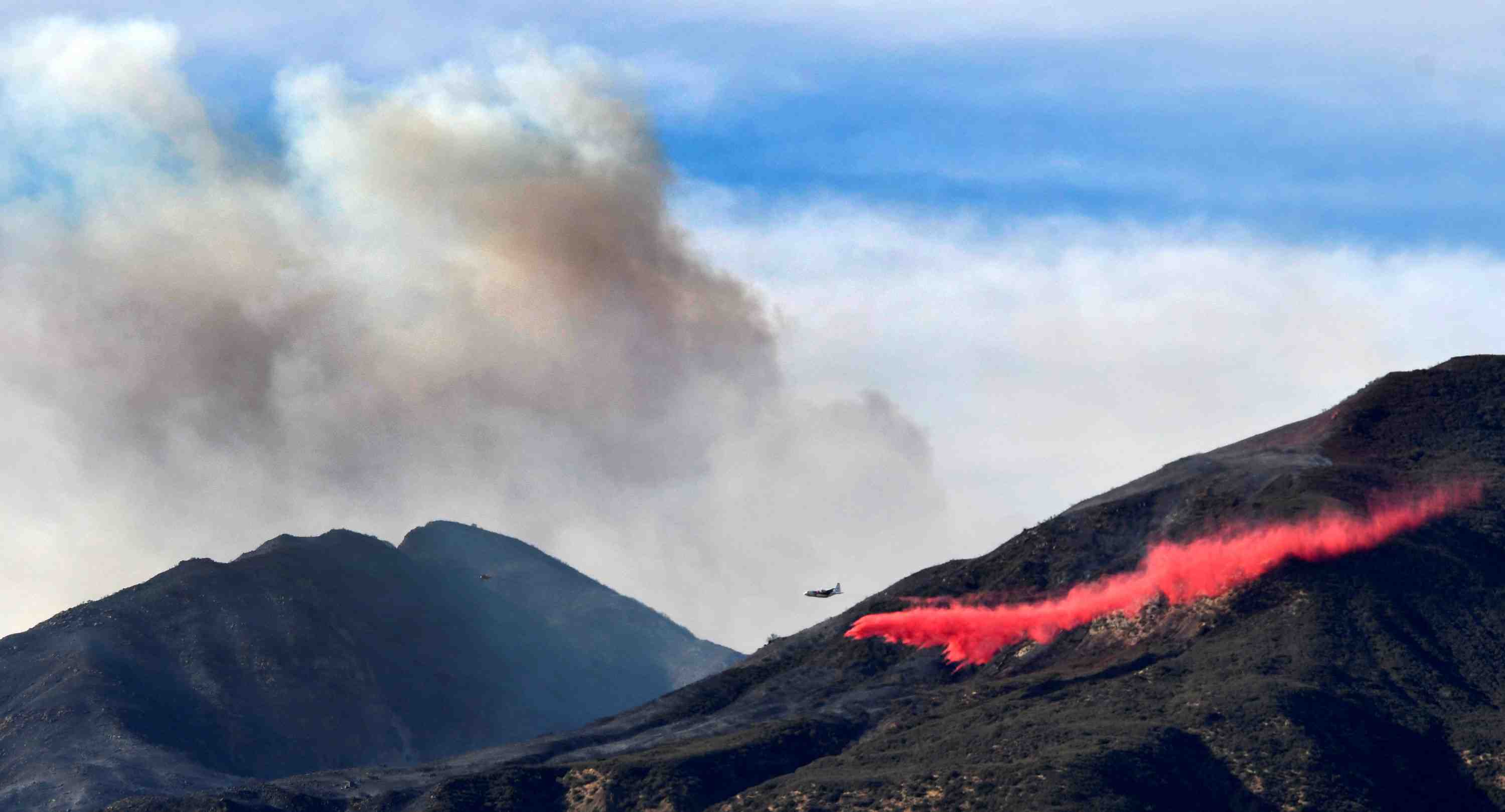 Aucun repit en vue en californie, trump declare l'etat d'urgence
