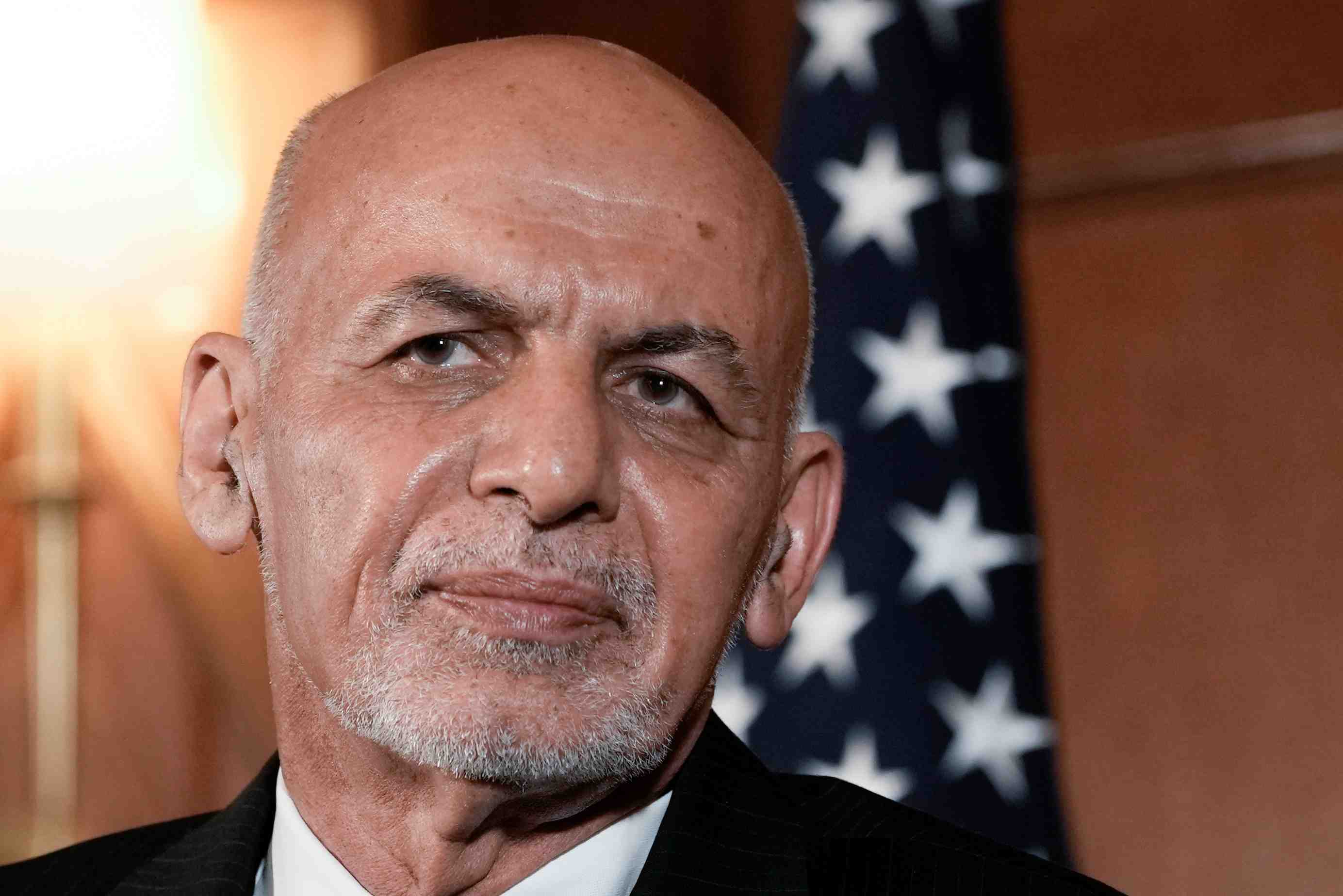 Afghanistan: ghani dit avoir fui pour empecher un "bain de sang"