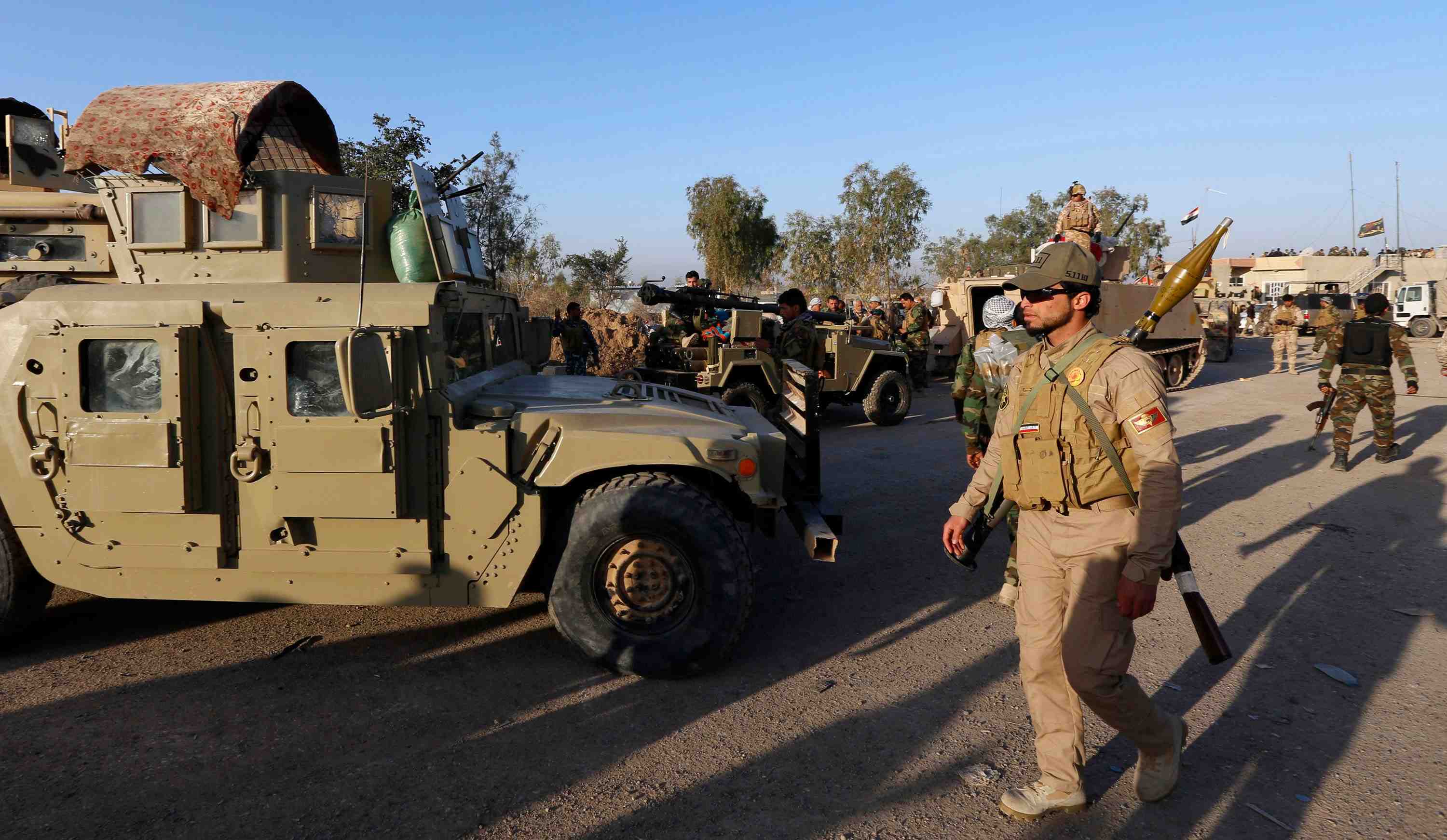 Les forces irakiennes cherchent a encercler tikrit