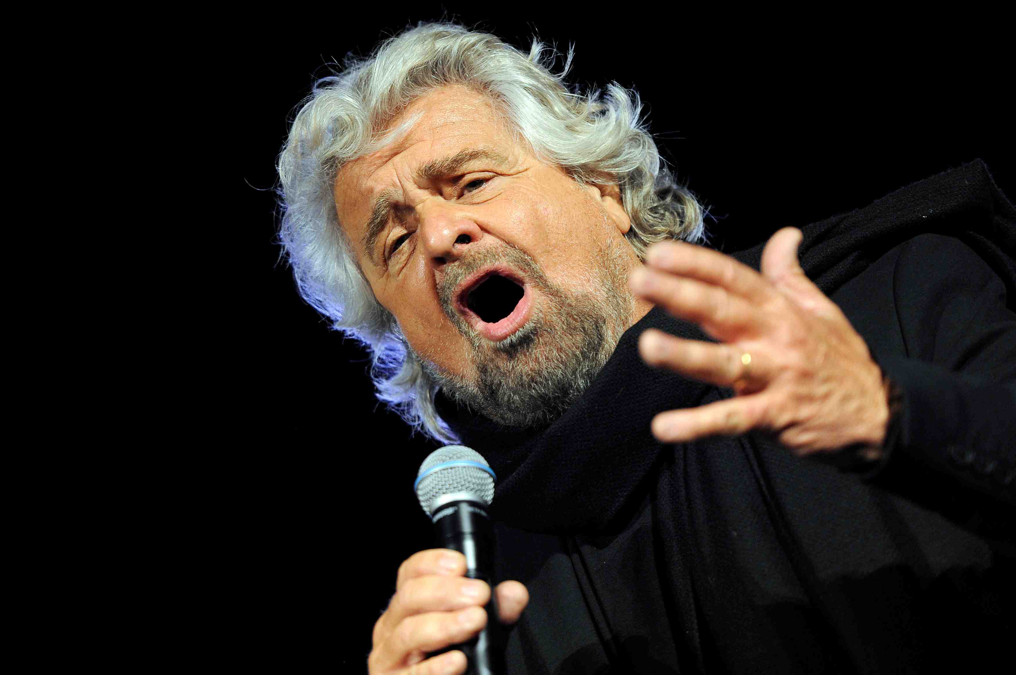 Italie: le m5s se renforce apres les elections en sicile