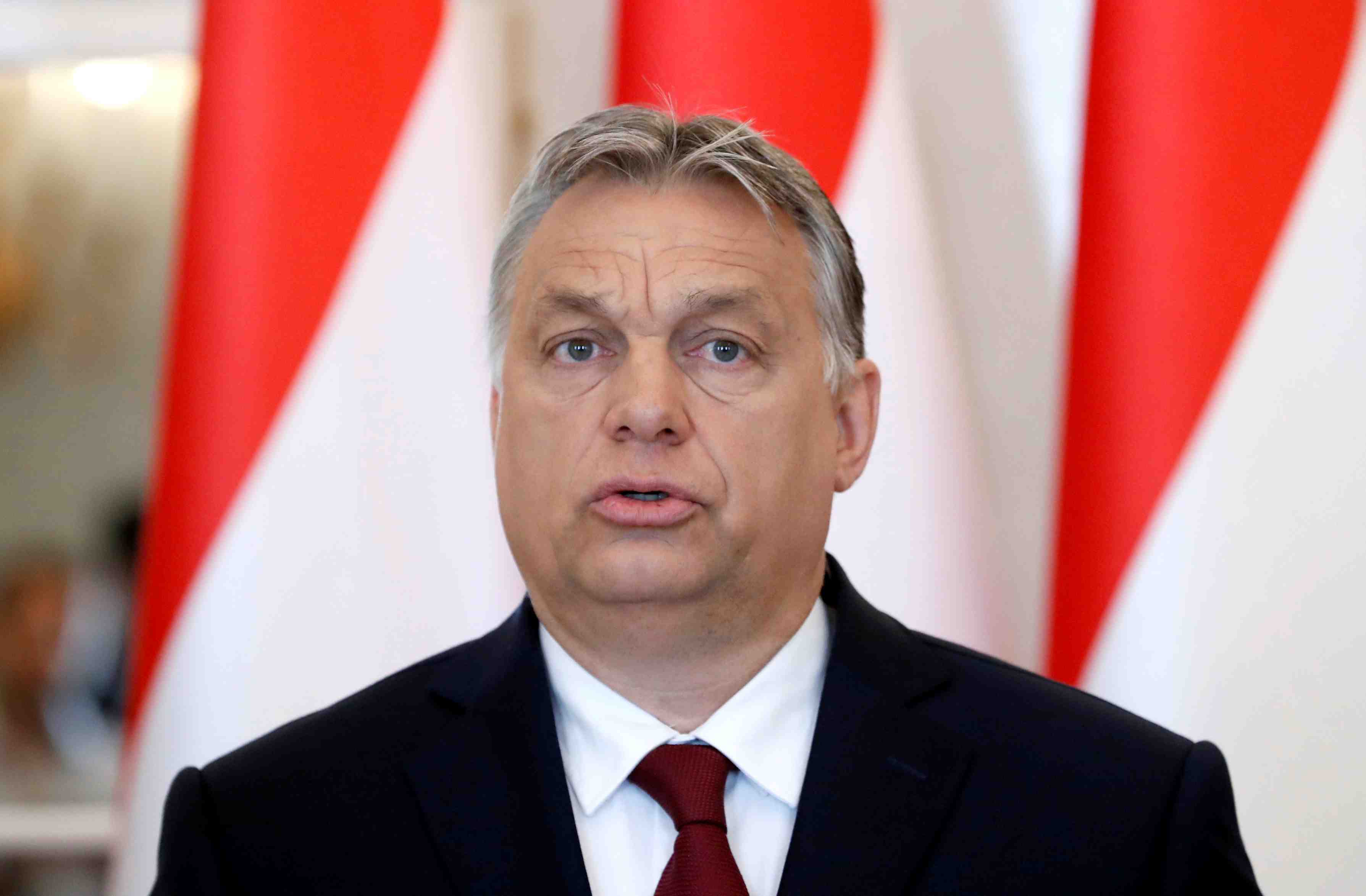 Orban promet de defendre la culture chretienne de la hongrie