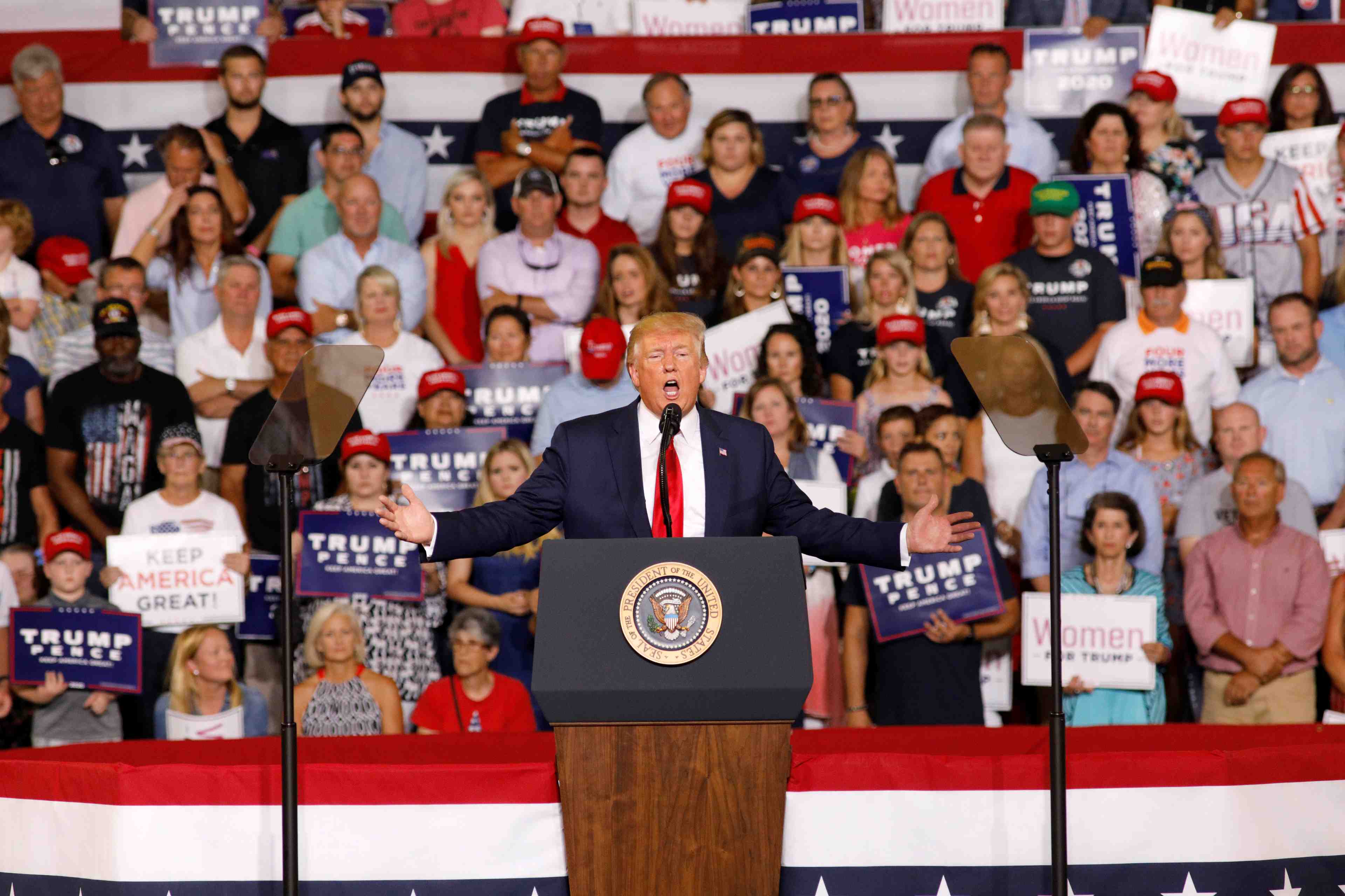 Trump raille apres ses commentaires sur l'arrestation d'un activiste pakistanais