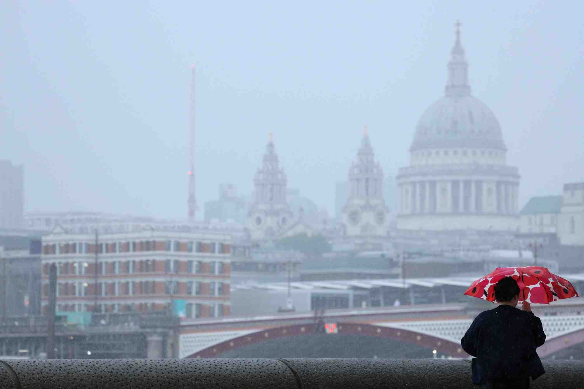 Vue de la cathedrale st paul a londres