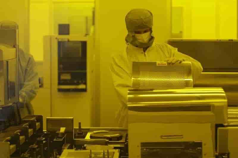 Stm rate son objectif a cause de l'automobile en chine