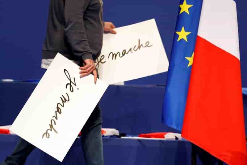La republique en marche se defend de renier ses principes