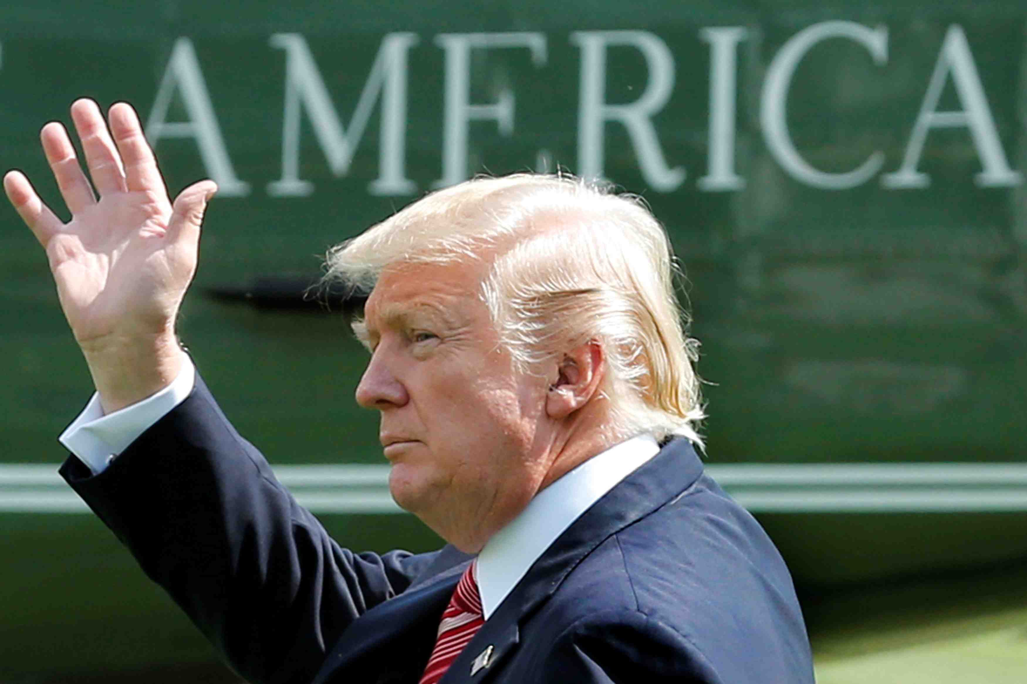 Trump en affaires avec une societe russe pendant sa campagne, dit le washington post
