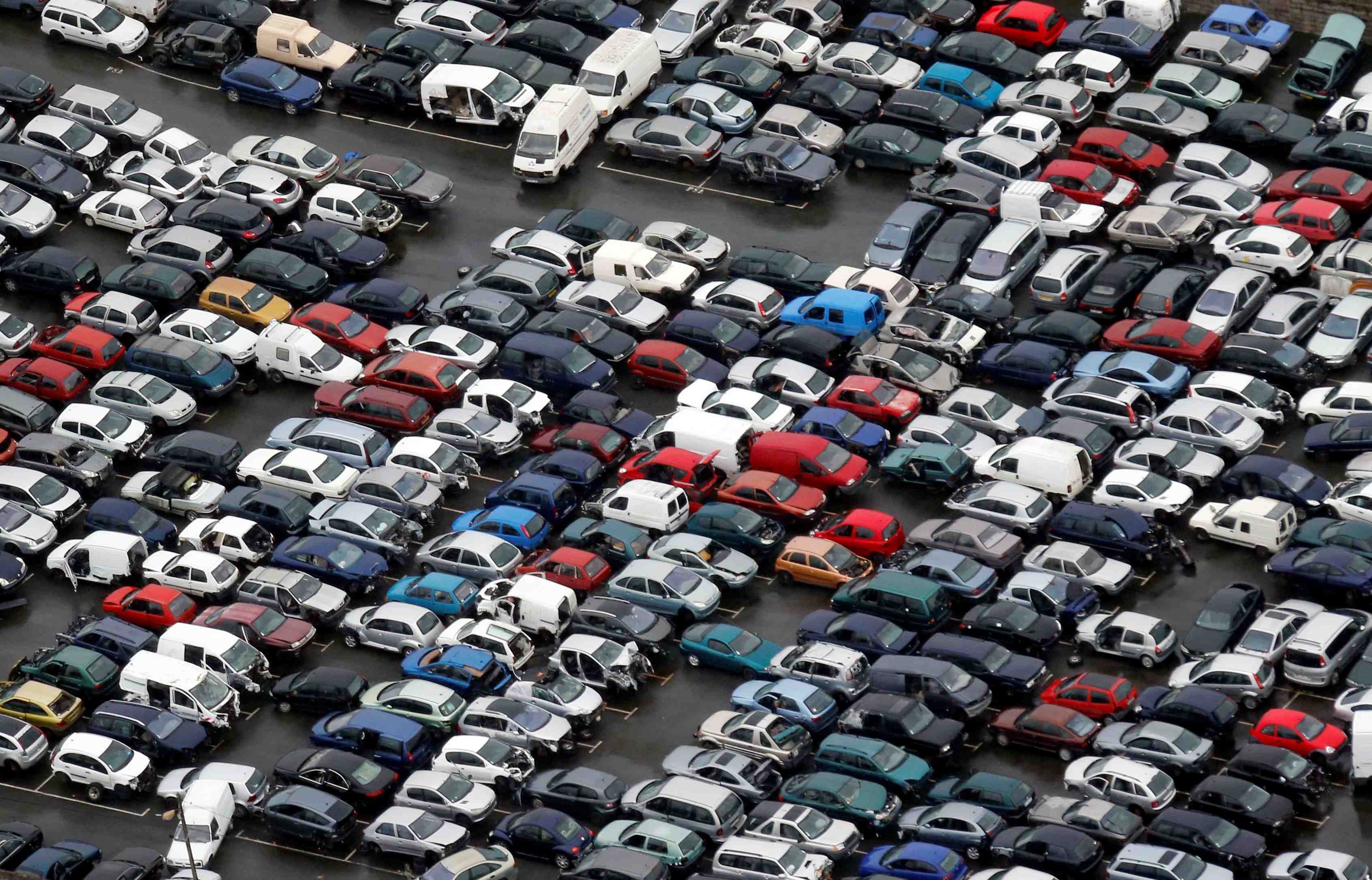 Leger repli du marche automobile europeen en avril