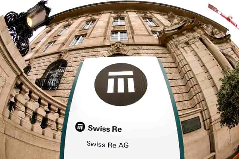 Le benefice de swiss re au-dessus des attentes, malgre les catastrophes