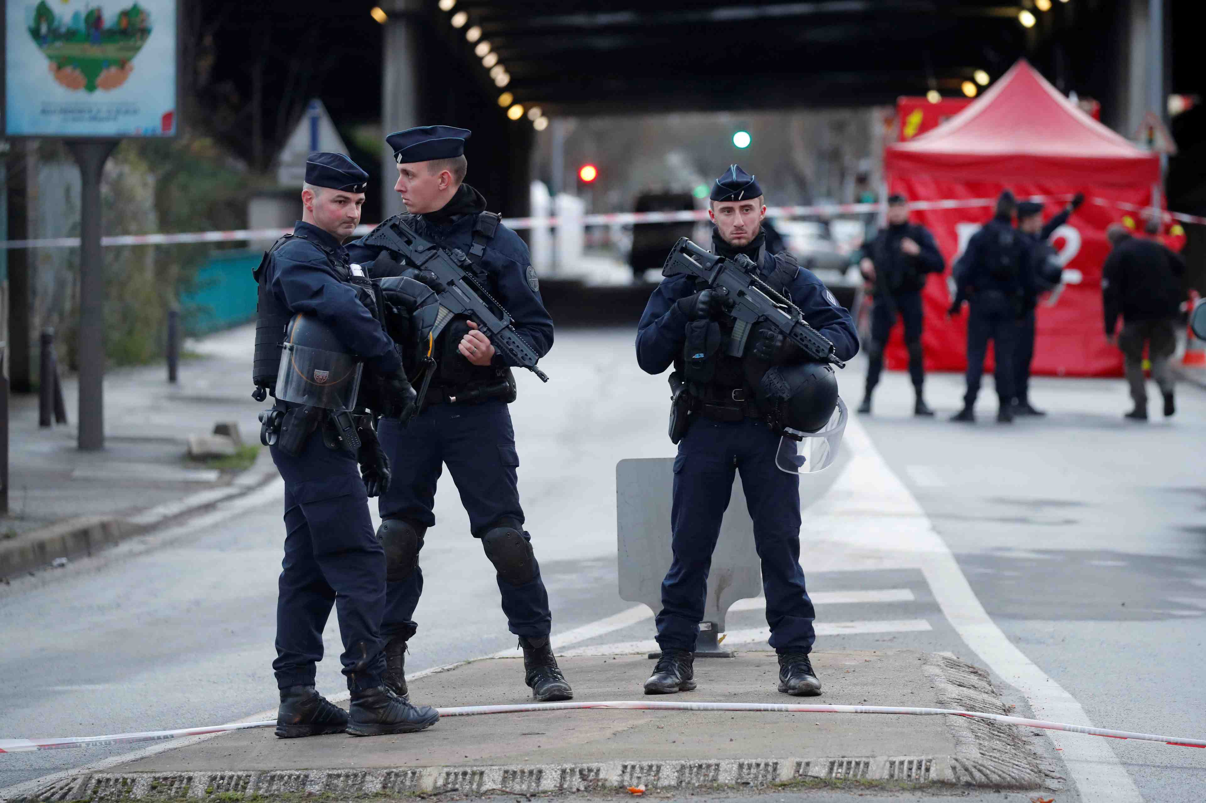 La these "terroriste" pas exclue apres l'agression de villejuif