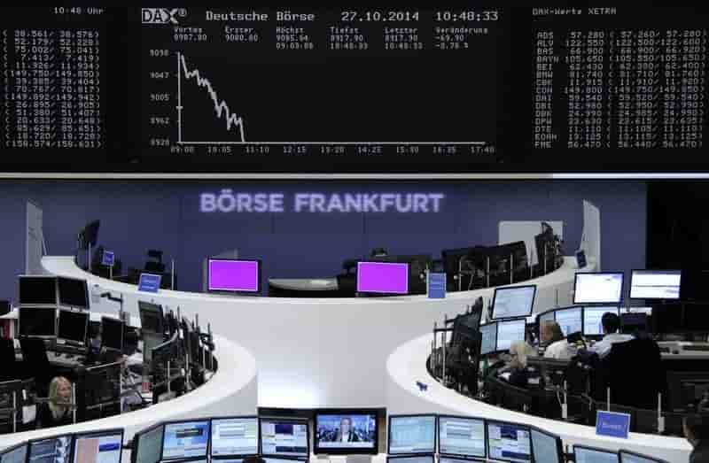 Les Bourses européennes en baisse à la mi-séance