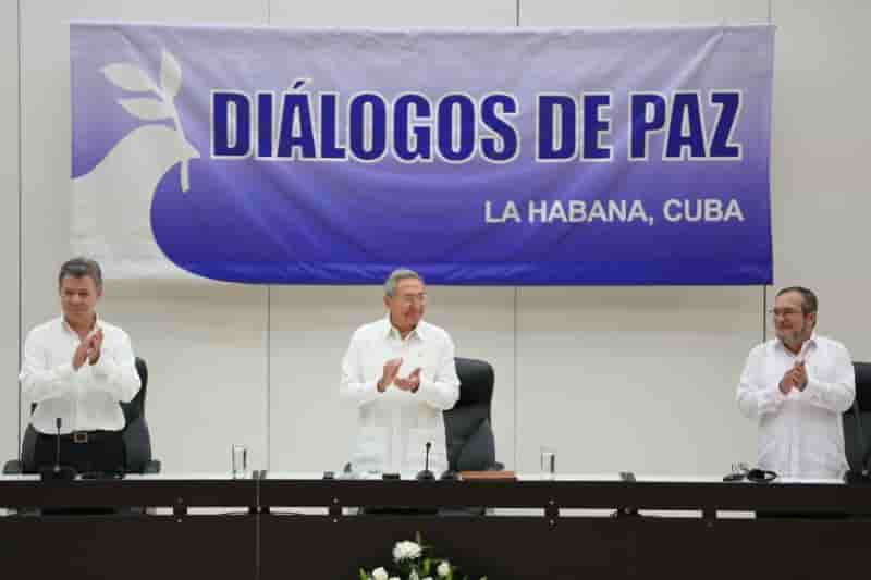 Le gouvernement colombien et les farc d'accords pour un cessez-le-feu historique