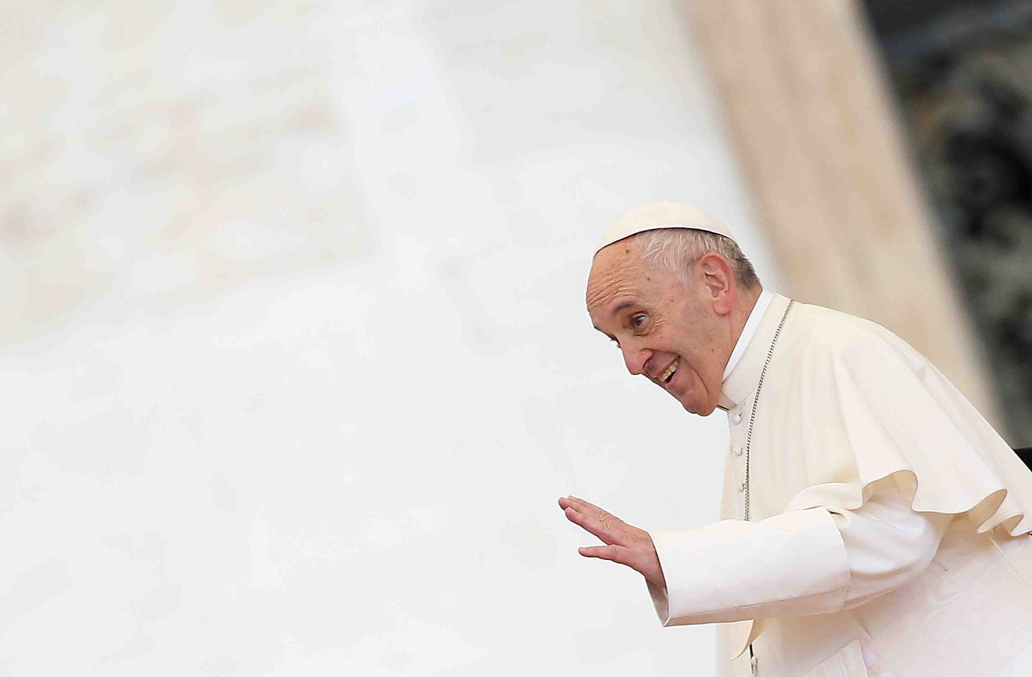Nier le changement climatique? une "attitude perverse", dit le pape
