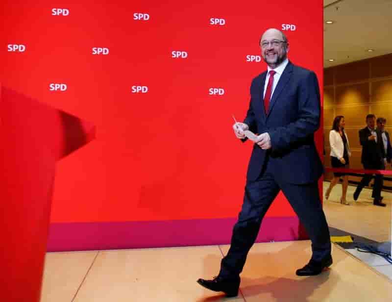 Le spd revient a deux points du bloc cdu-csu de merkel dans un sondage