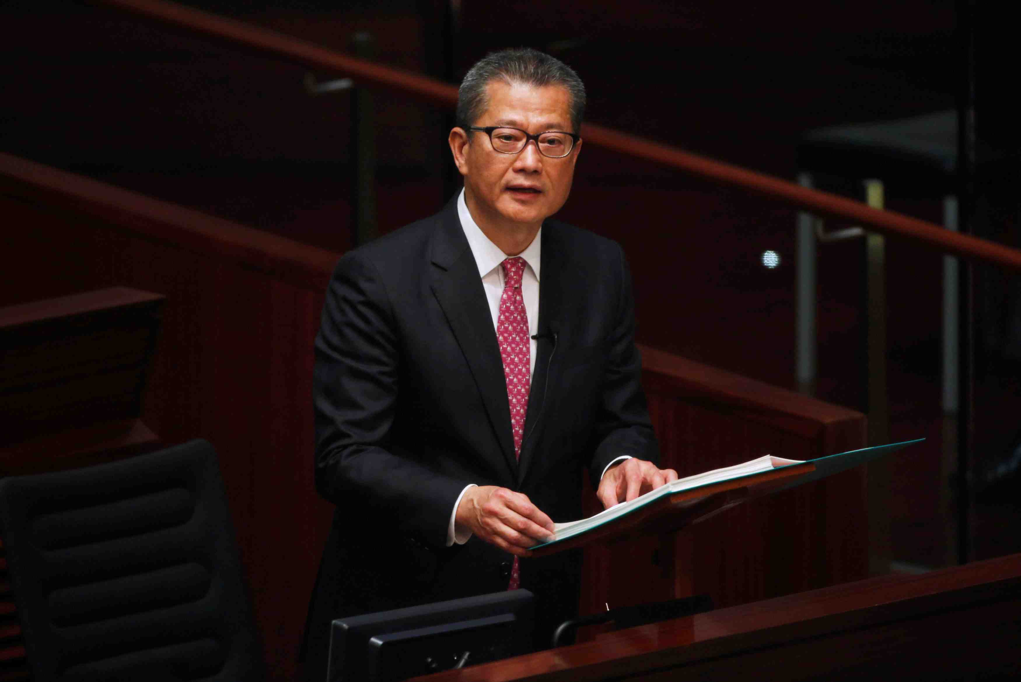L'economie de hong kong entre en recession sur fond de manifestations