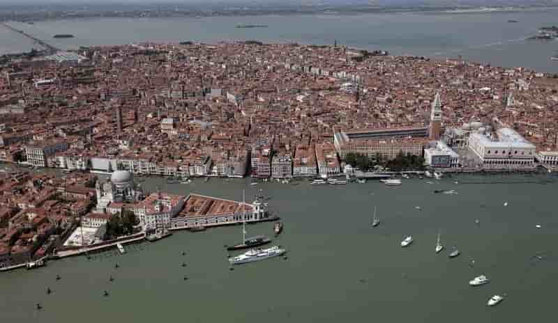 Démission du maire de Venise autour d'une affaire de corruption