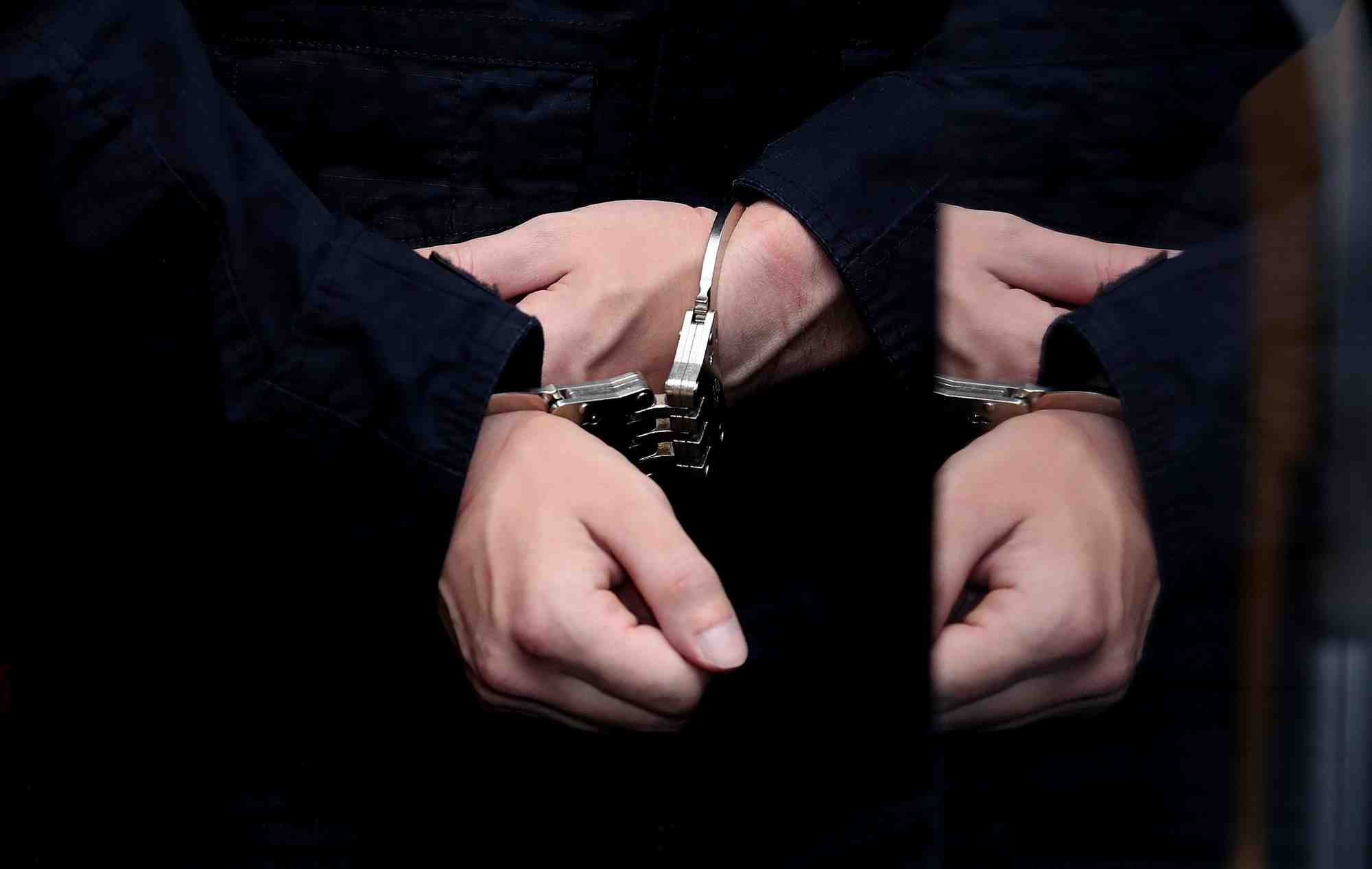 France: un homme interpelle a lille pour des menaces contre les fideles d'une mos-quee