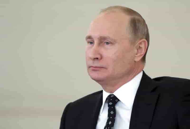 L'attaque de saint-petersbourg, un acte terroriste, dit poutine