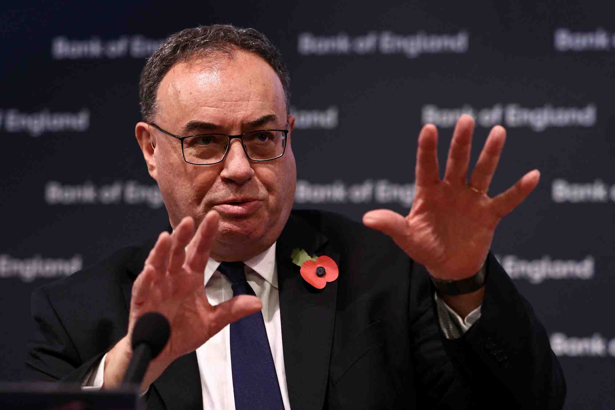 Le gouverneur de la banque d'angleterre, andrew bailey, lors d'une conference de presse a la banque d'angleterre