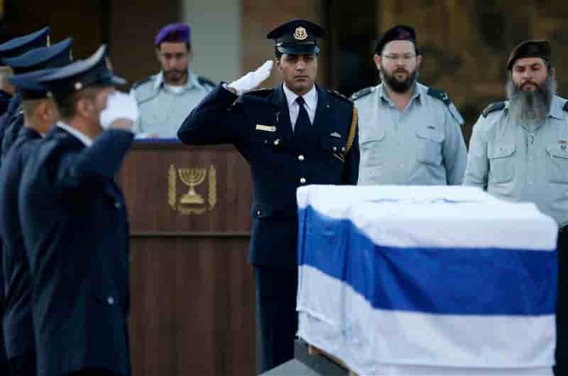 Israël rend un dernier hommage à Ariel Sharon