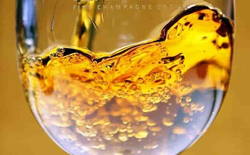 Liqueurs et spiritueux soutiennent les resultats remy cointreau 