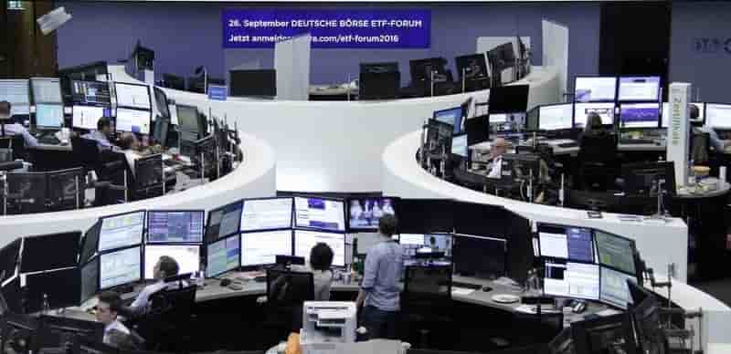 Les bourses europeennes progressent a mi-seance