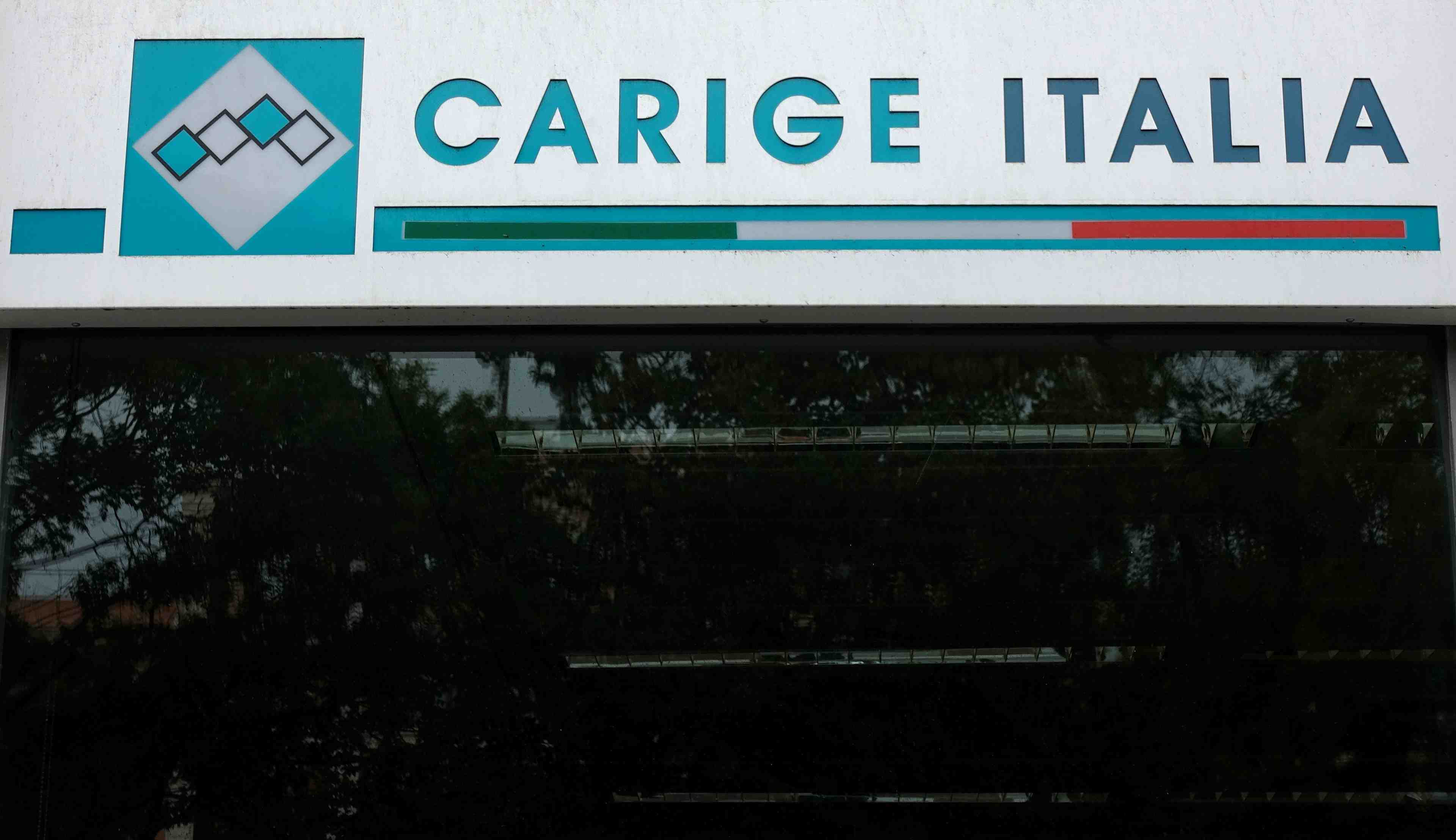 La banque italienne carige jugee "fragile" par la bce, selon le quotidien il sole 24 ore