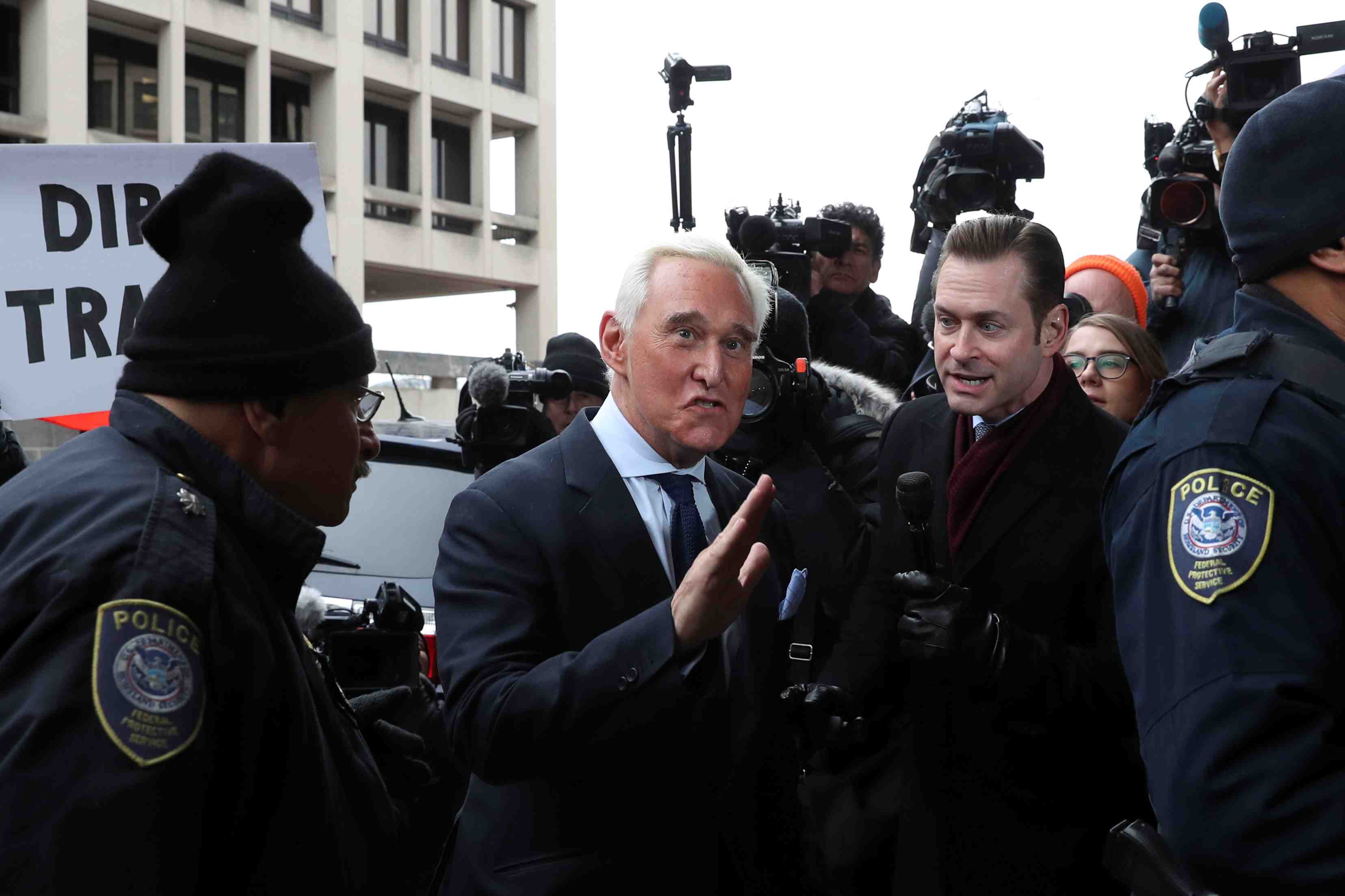 Enquete russe: comparution de roger stone, un proche de trump