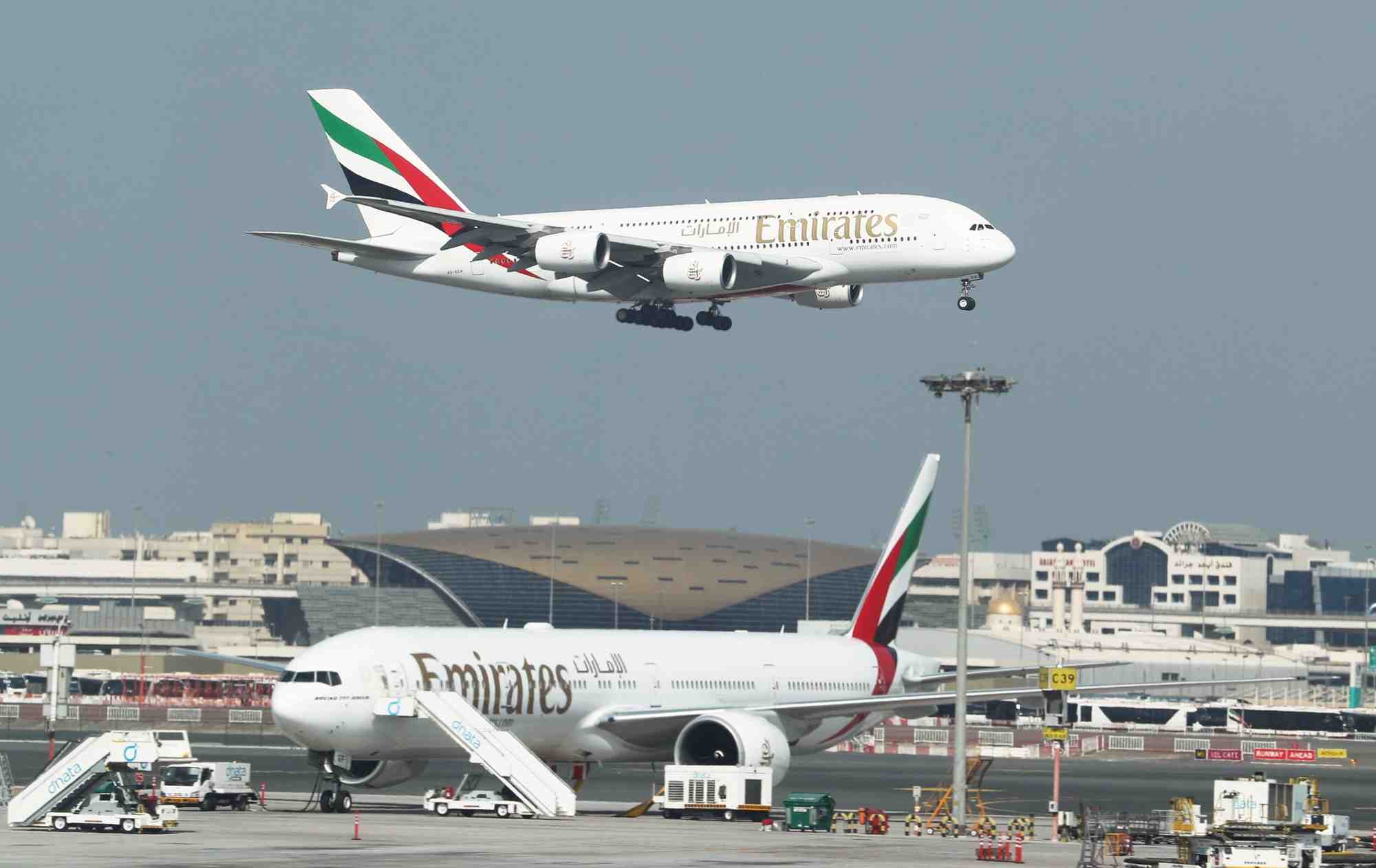Coronavirus: emirates demande aux salaries de prendre des conges sans solde